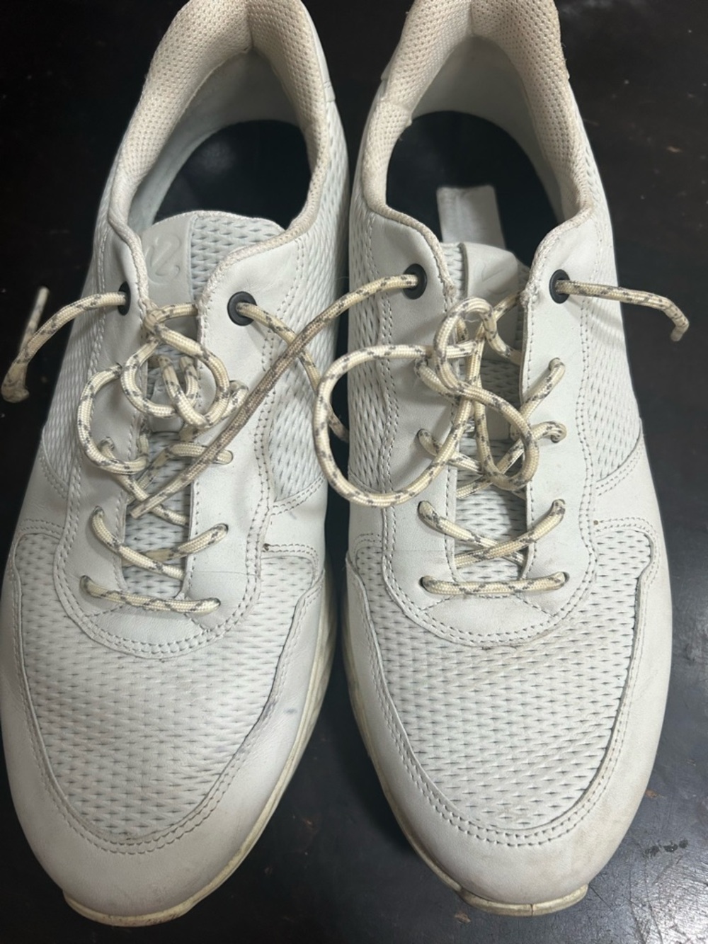 Ecco Men's White Athletic Lace-Up Sneakers